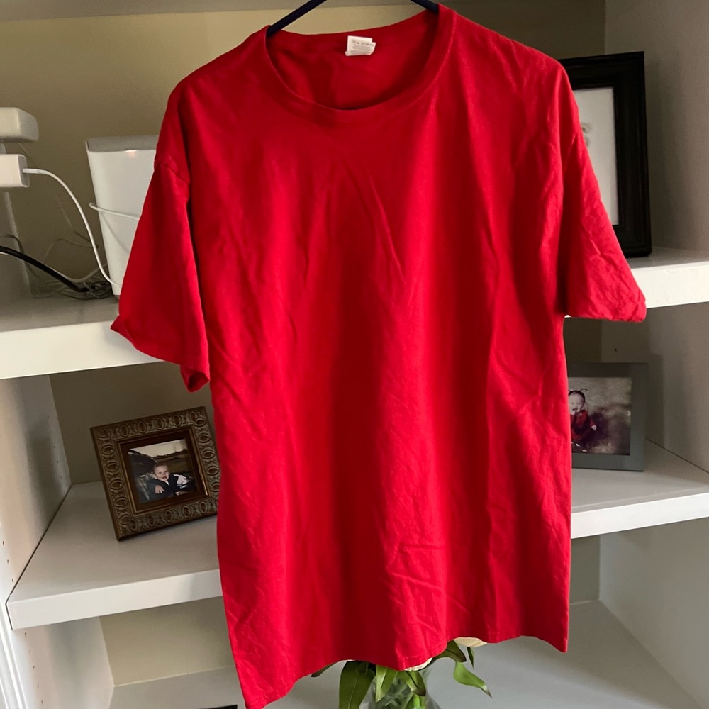 Men’s Fruit of the Loom short sleeve solid tee sz L